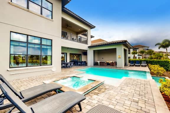 W376E - The Lively Upscale Abode