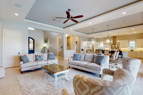 W376E - The Lively Upscale Abode