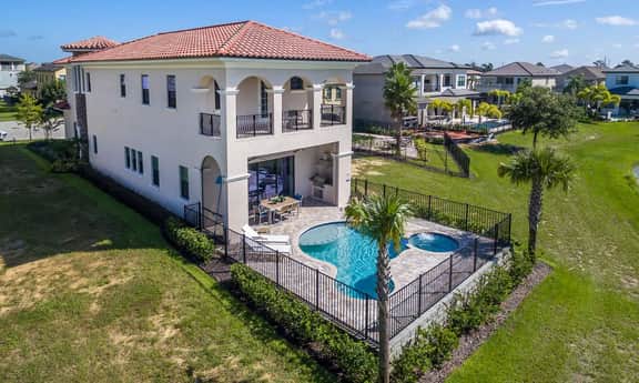 W297E - The Charming Chateau